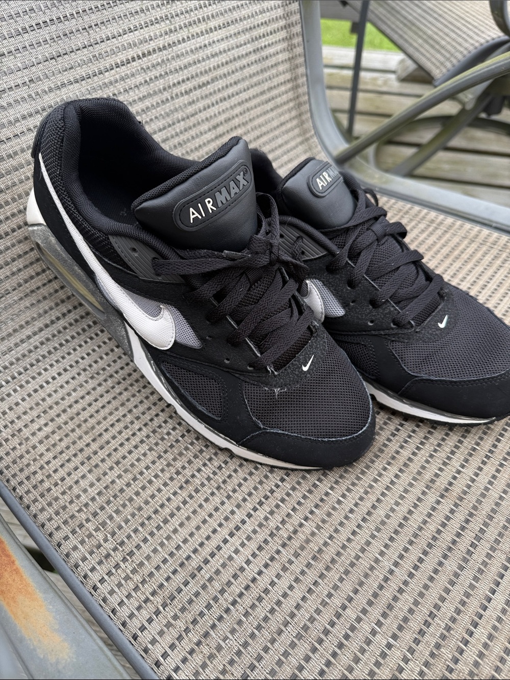 Nike Black and White Air Max Men's Sneakers